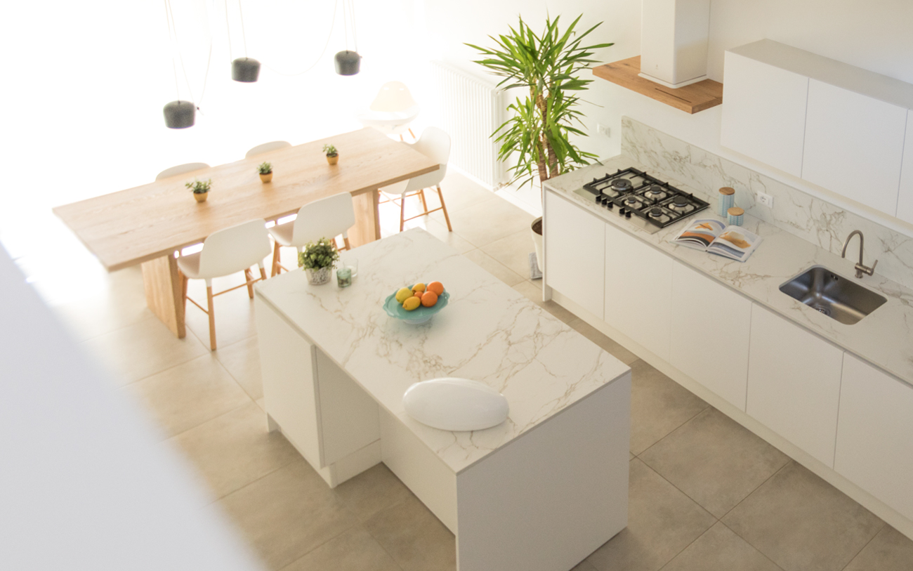 cucina moderna bianca - proposta da grandangolo