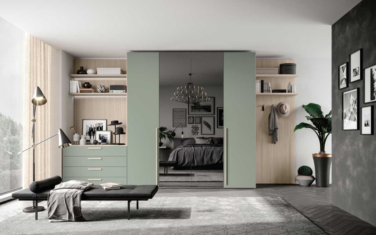 Camera da letto con armadio e boiserie