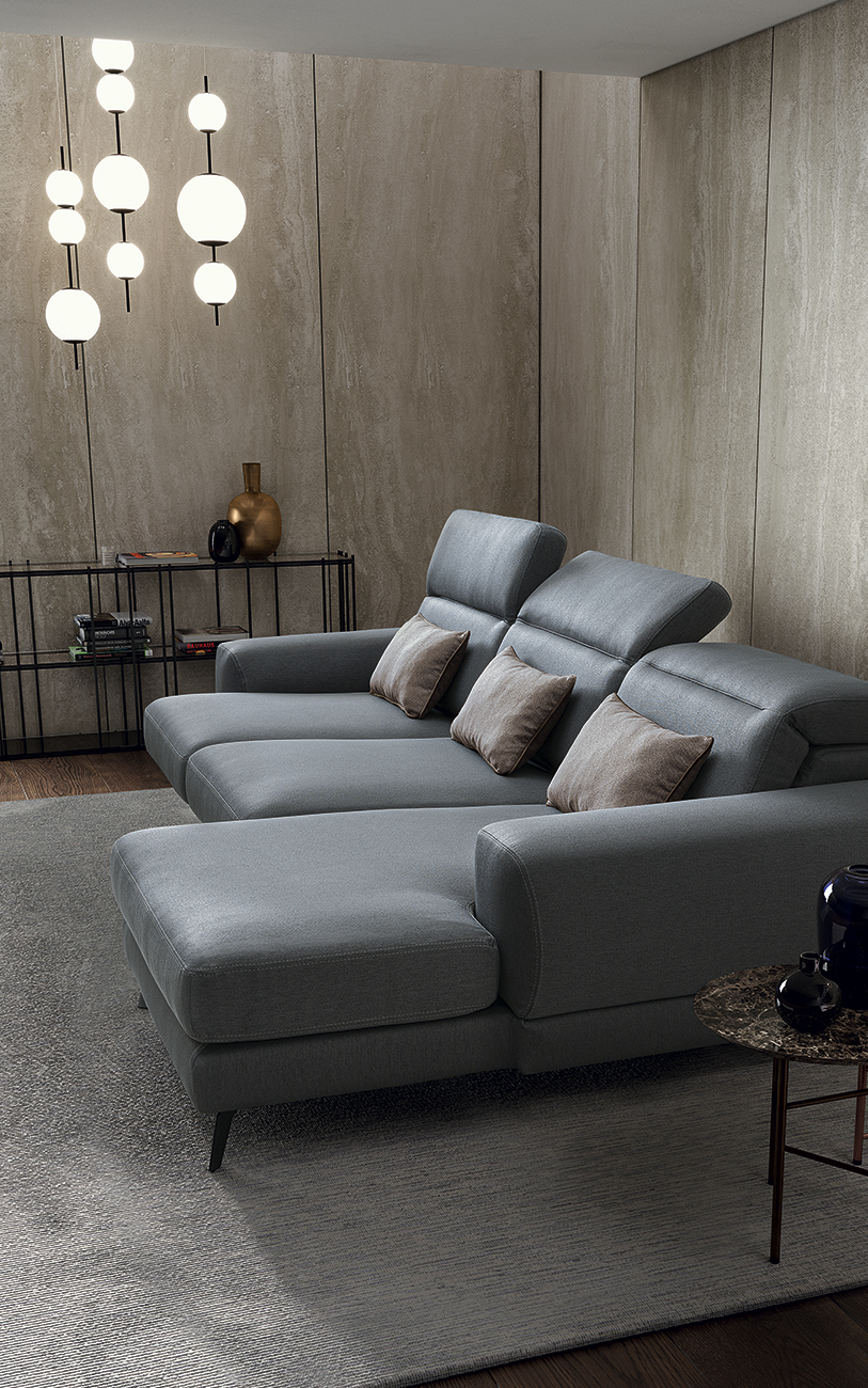 Harvey divano in tessuto LeComfort catalogo Pensarecasa particolare