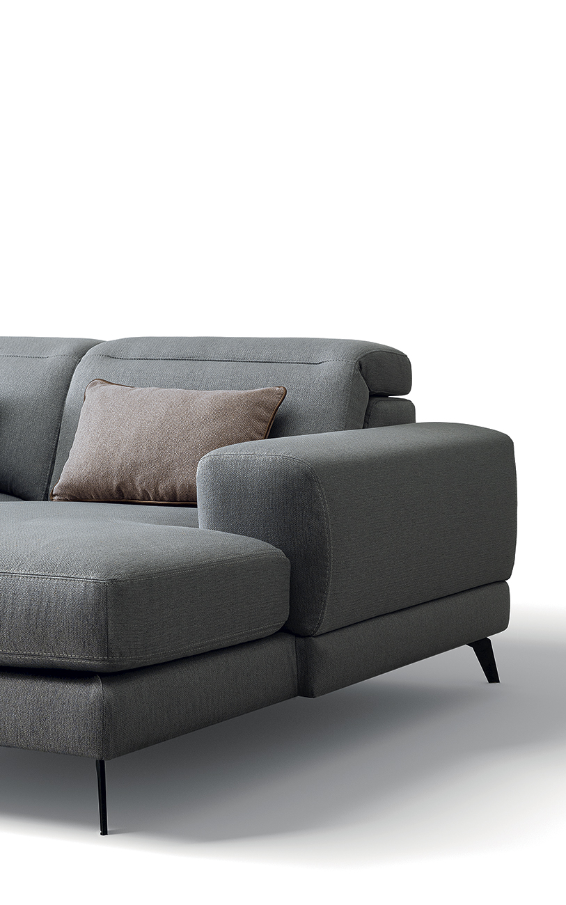 Harvey divano in tessuto LeComfort catalogo Pensarecasa particolare